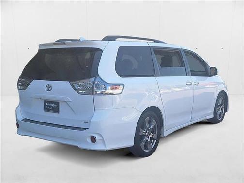 2018 Toyota Sienna SE