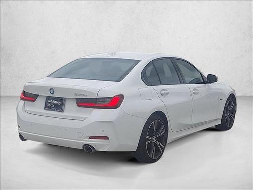 Alpine White 2023 BMW 330e 330e