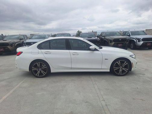 Alpine White 2023 BMW 330e 330e