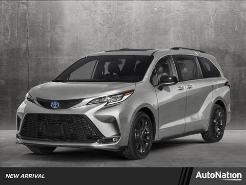 2021 Toyota Sienna XSE 7 Passenger