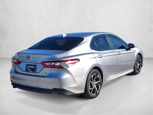 2019 Toyota Camry Hybrid LE