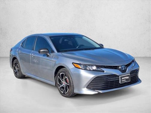 2019 Toyota Camry Hybrid LE
