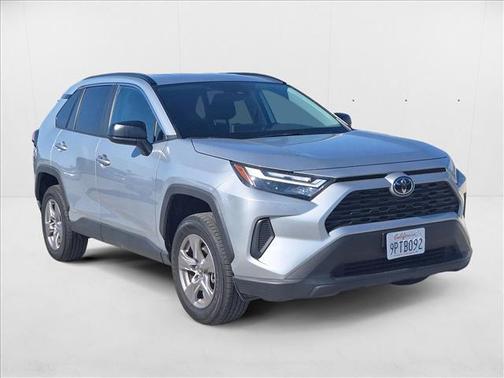 2025 Toyota RAV4 Hybrid LE