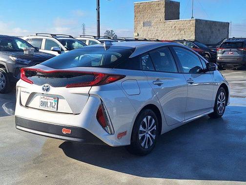 2020 Toyota Prius Prime LE