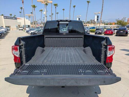 2017 Nissan Titan S