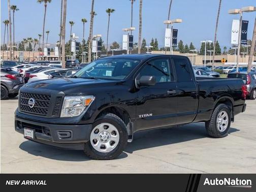 2017 Nissan Titan S