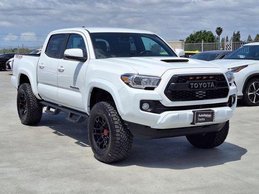 2022 Toyota Tacoma TRD Sport
