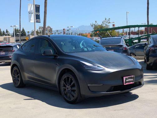 2021 Tesla Model Y Standard Range Rear-Wheel Drive