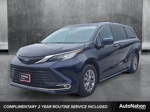 2023 Toyota Sienna XLE 7 Passenger