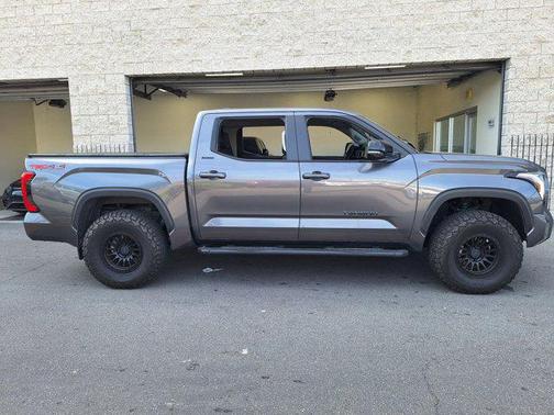 Magnetic Gray Metallic 2024 Toyota Tundra Limited