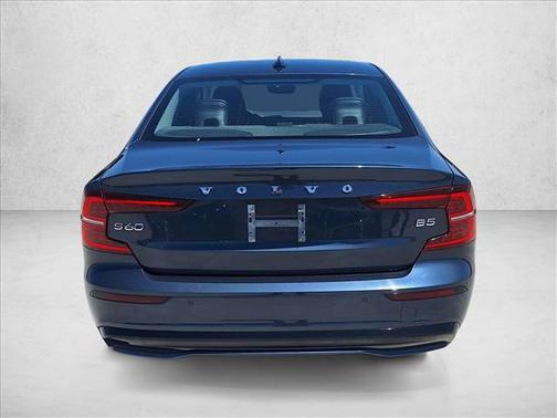 Denim Blue Metallic 2024 Volvo S60 B5 Core Dark Theme
