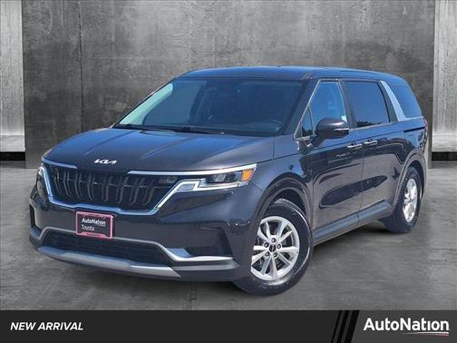 2022 Kia Carnival LXS