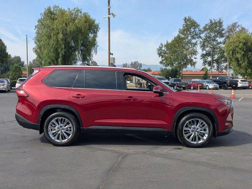 2024 Toyota Grand Highlander Platinum