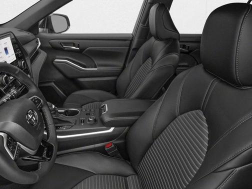 Wind Chill Pearl 2026 Toyota Highlander XSE