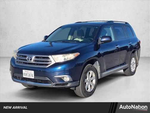 2013 Toyota Highlander SE