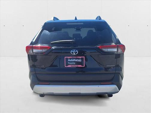 2023 Toyota RAV4 Adventure
