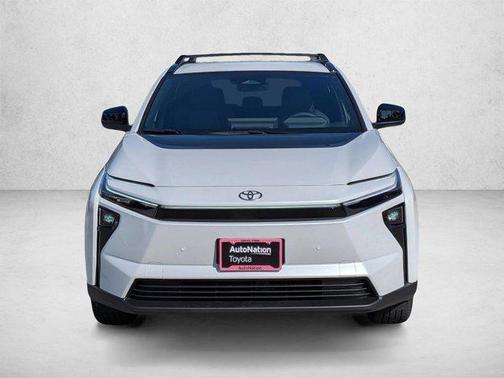 Wind Chill Pearl 2026 Toyota bZ XLE