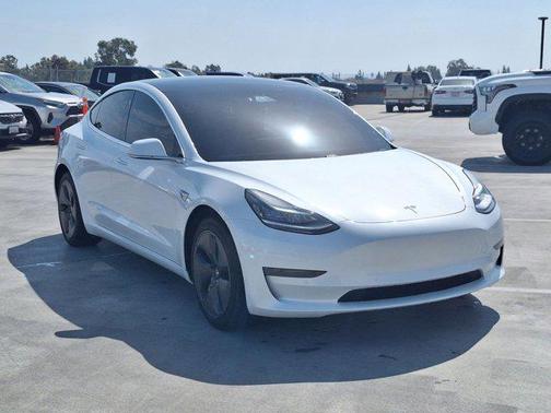 Pearl White Multi-Coat 2020 Tesla Model 3 Standard Range Plus