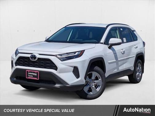 2025 Toyota RAV4 Hybrid LE
