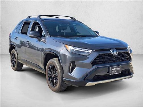 2023 Toyota RAV4 Hybrid SE