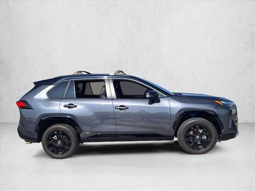 2023 Toyota RAV4 Hybrid SE