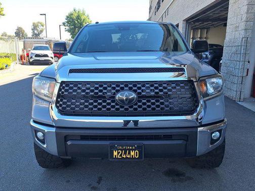 2018 Toyota Tundra SR5