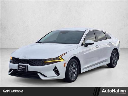 2022 Kia K5 LXS
