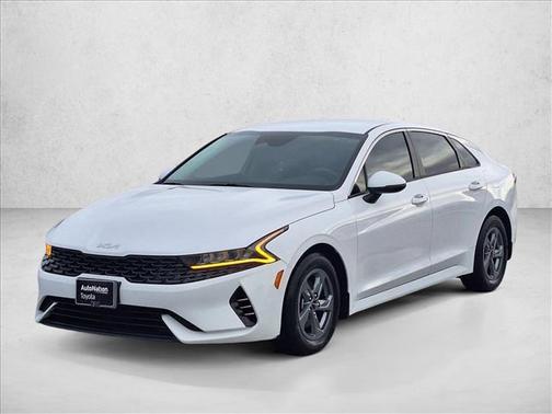 2022 Kia K5 LXS