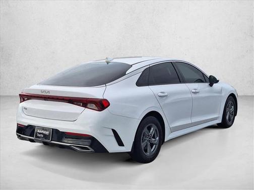 2022 Kia K5 LXS