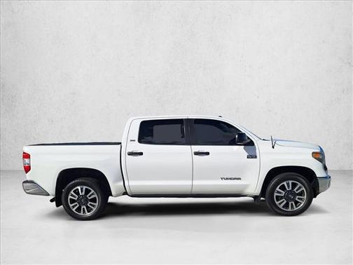 2018 Toyota Tundra SR5