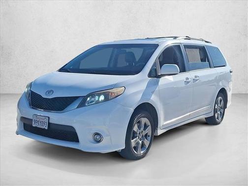 2012 Toyota Sienna SE