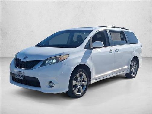 2012 Toyota Sienna SE