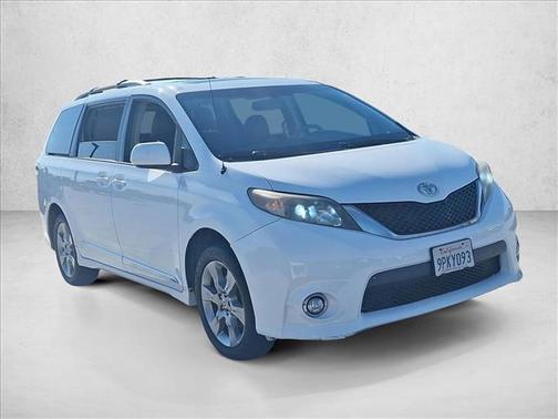 2012 Toyota Sienna SE