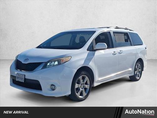 2012 Toyota Sienna SE