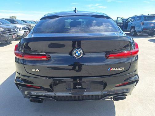 2019 BMW X4 M40i