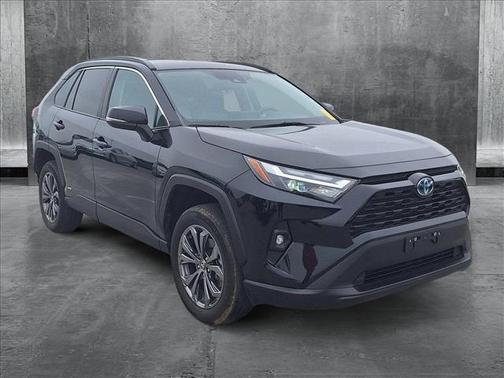2022 Toyota RAV4 Hybrid XLE Premium