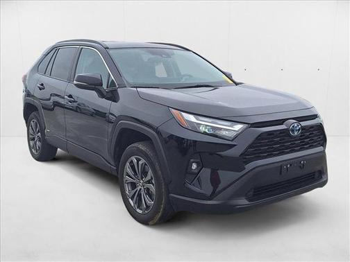 2022 Toyota RAV4 Hybrid XLE Premium