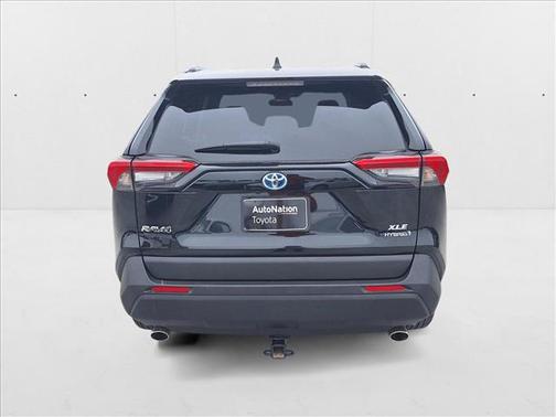 2022 Toyota RAV4 Hybrid XLE Premium