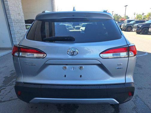 Sonic Silver 2024 Toyota Corolla Cross LE