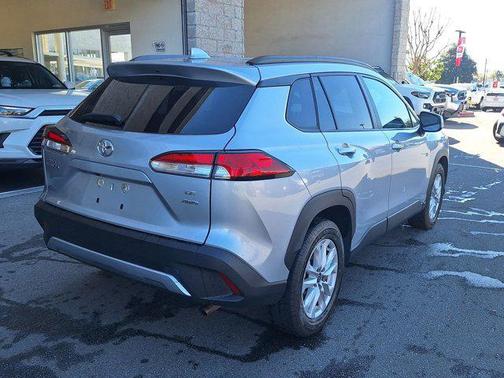 Sonic Silver 2024 Toyota Corolla Cross LE