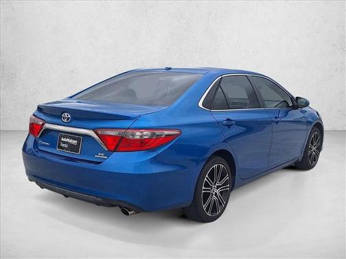 Blue Streak Metallic 2016 Toyota Camry SE w/Special Edition Pkg