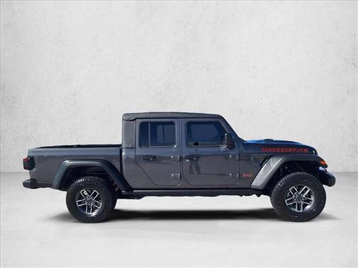 Granite Crystal Metallic Clearcoat 2025 Jeep Gladiator Mojave 4x4
