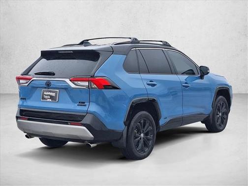 2024 Toyota RAV4 Hybrid SE