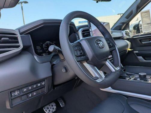 2025 Toyota Sequoia Platinum