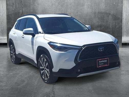 2022 Toyota Corolla Cross XLE