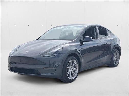 2024 Tesla Model Y RWD *Ltd Avail*