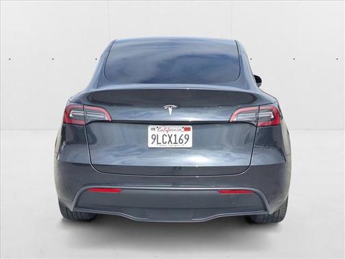 2024 Tesla Model Y RWD *Ltd Avail*
