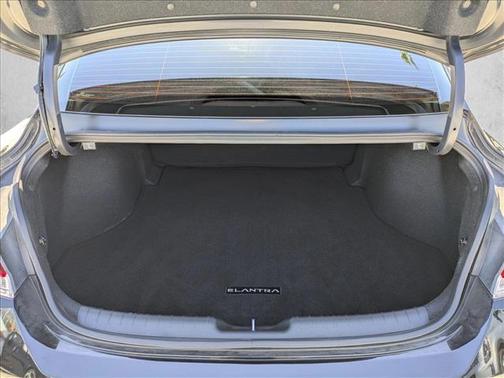 2023 Hyundai ELANTRA HEV Blue