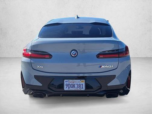 2023 BMW X4 M40i