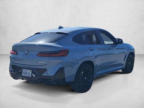 2023 BMW X4 M40i
